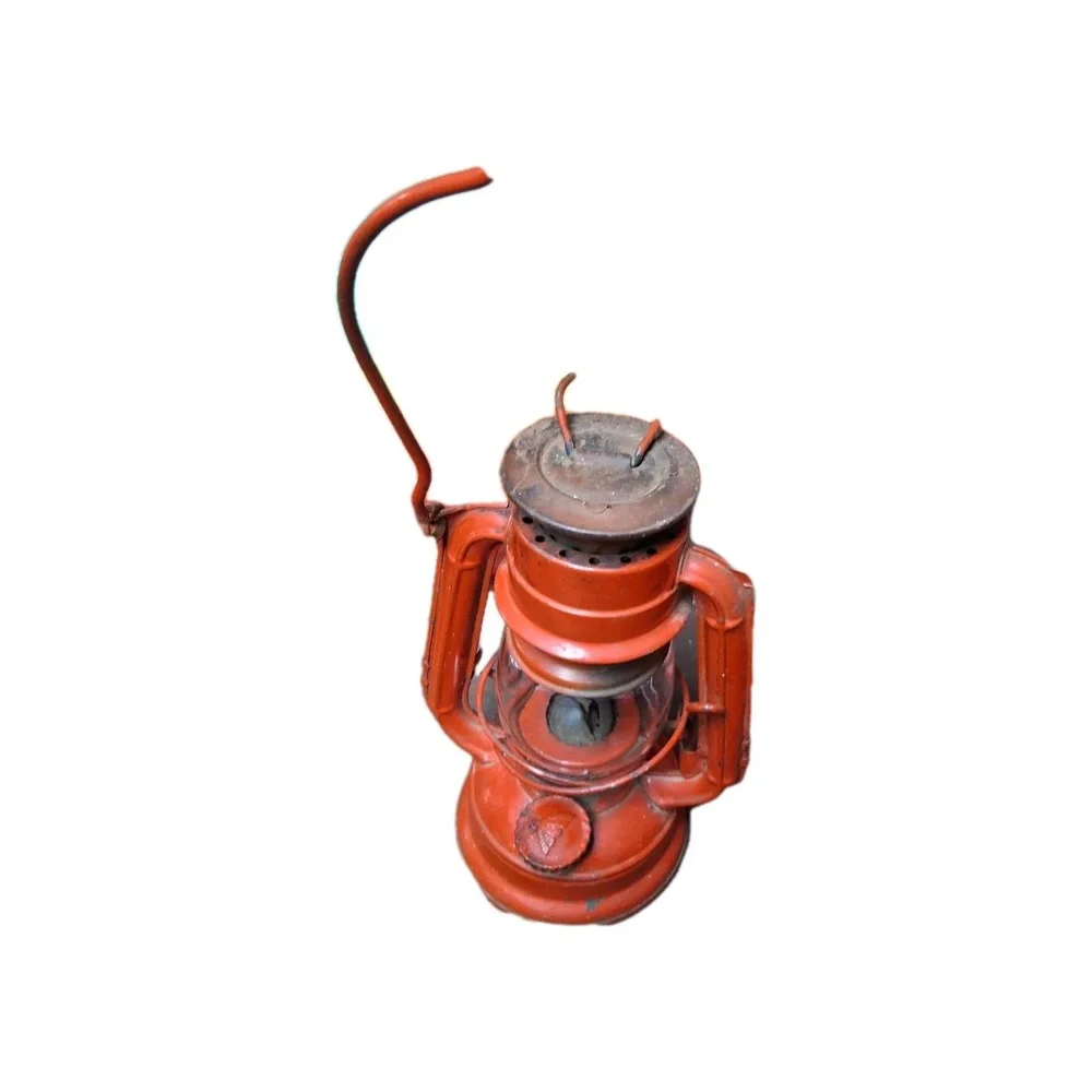 Vintage Red Metal Kerosene Lantern With Glass Globe – 10.5